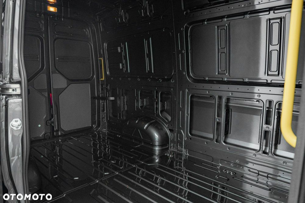 Volkswagen Crafter - 10