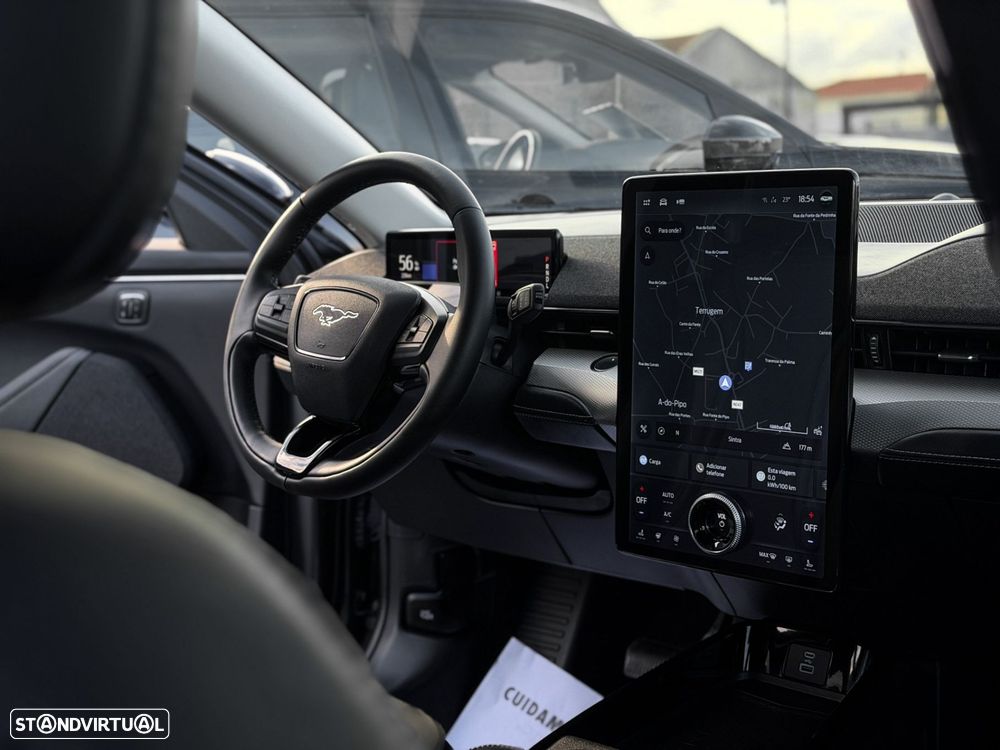 Ford Mustang Mach-E 75.7 kWh Base - 18