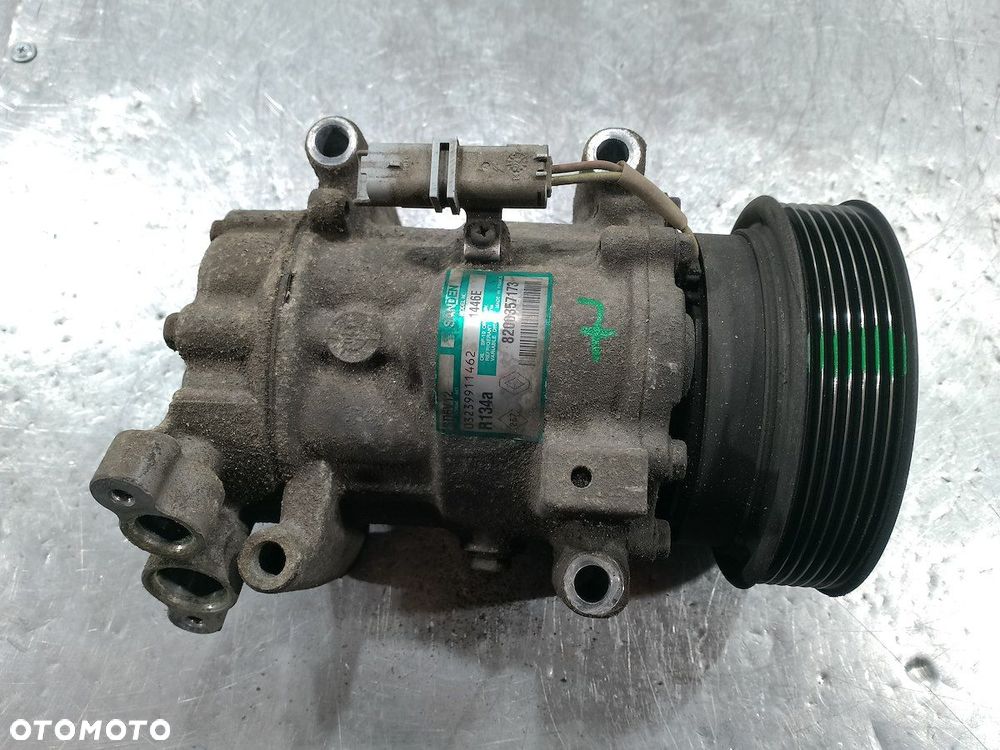 POMPA, SPRĘŻARKA KLIMATYZACJI RENAULT MODUS 8200357173 1.4 16V - 1