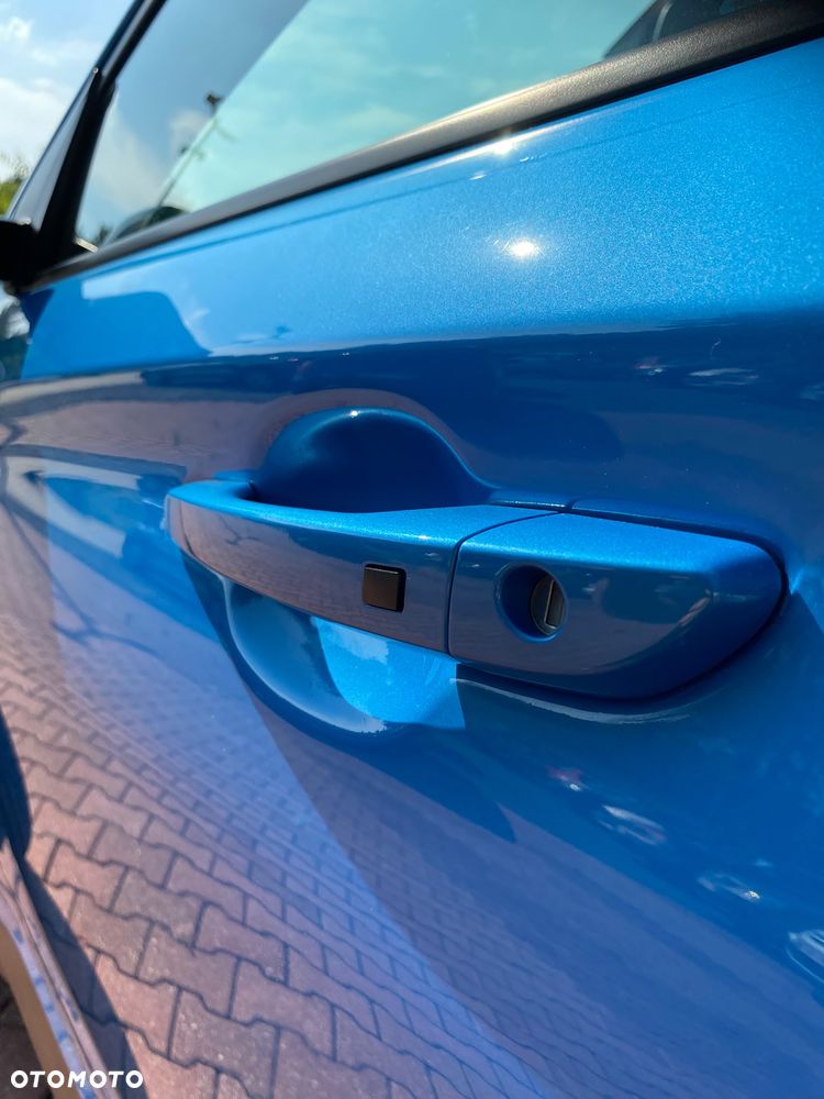 Hyundai Kona - 12