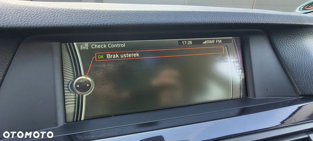 BMW Seria 5 525d Luxury Line - 31