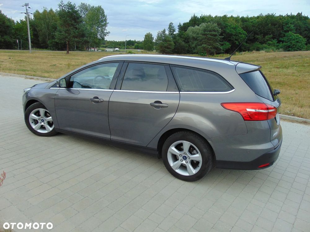 Ford Focus 1.0 EcoBoost Titanium - 32