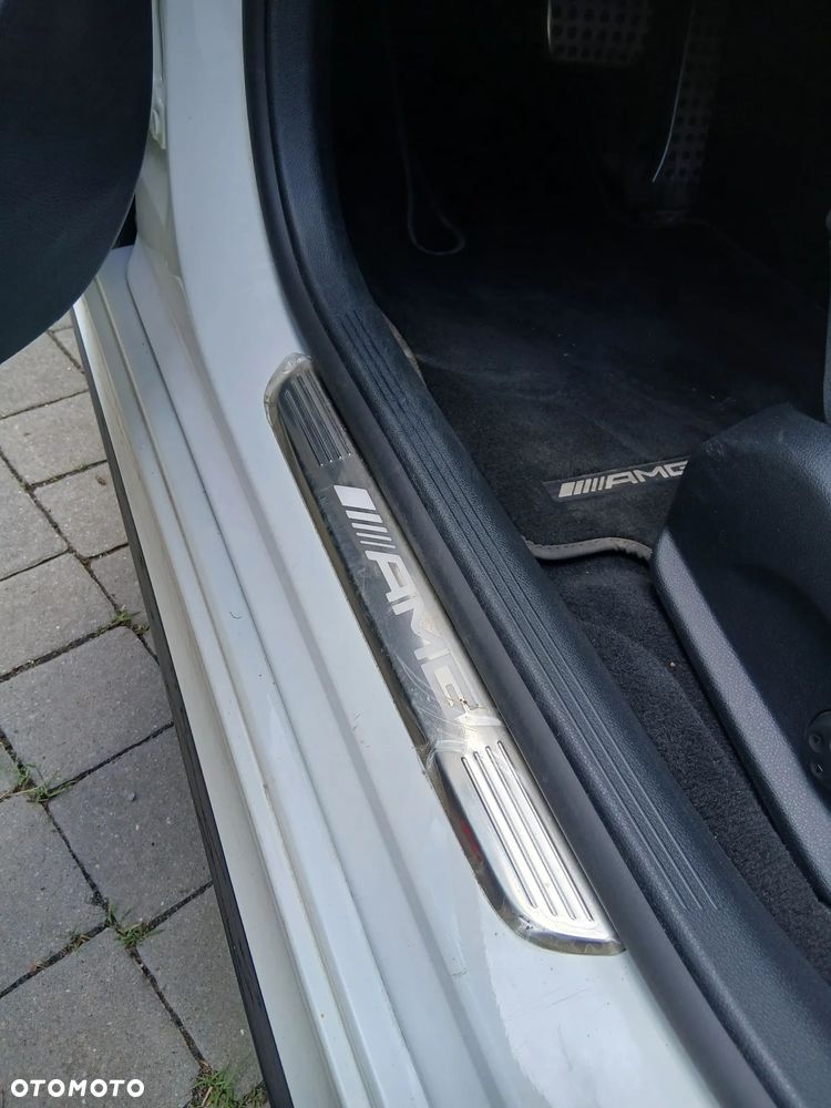 Mercedes-Benz Klasa E AMG 63 S 4Matic+ AMG Speedshift MCT-9G - 12