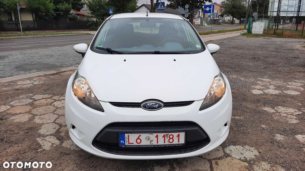 Ford Fiesta - 2
