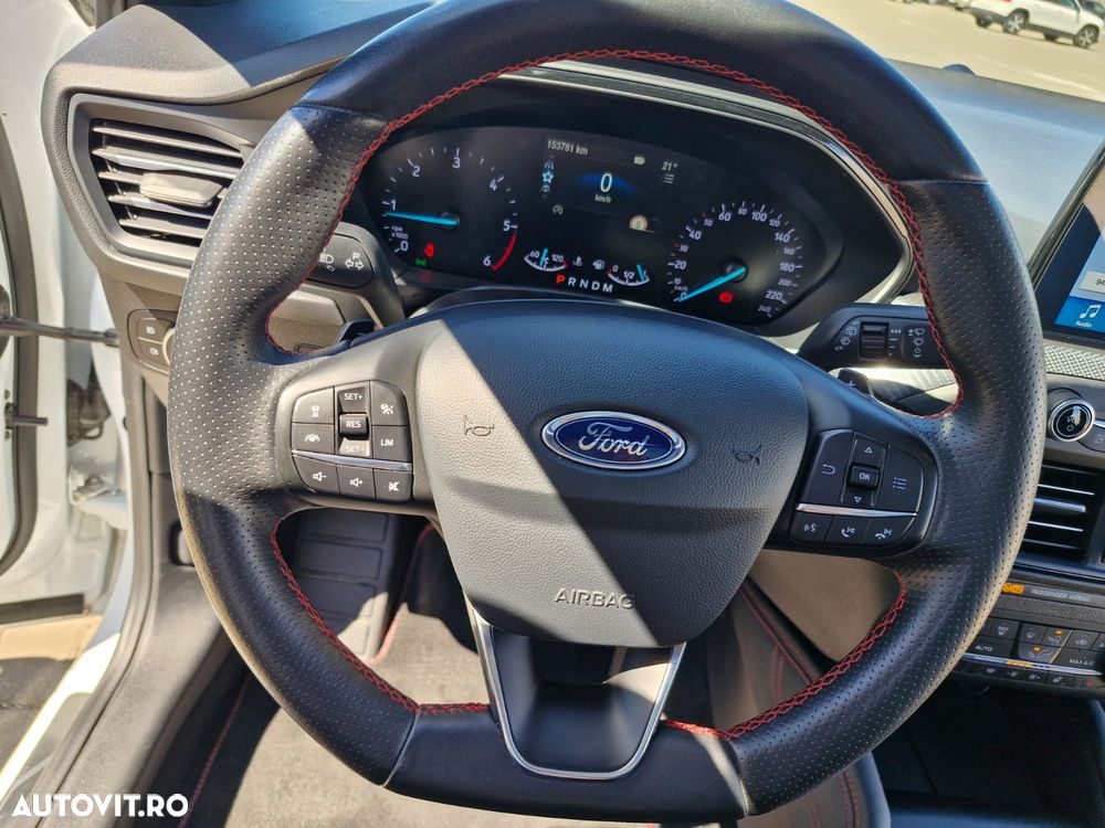 Ford Focus - 17