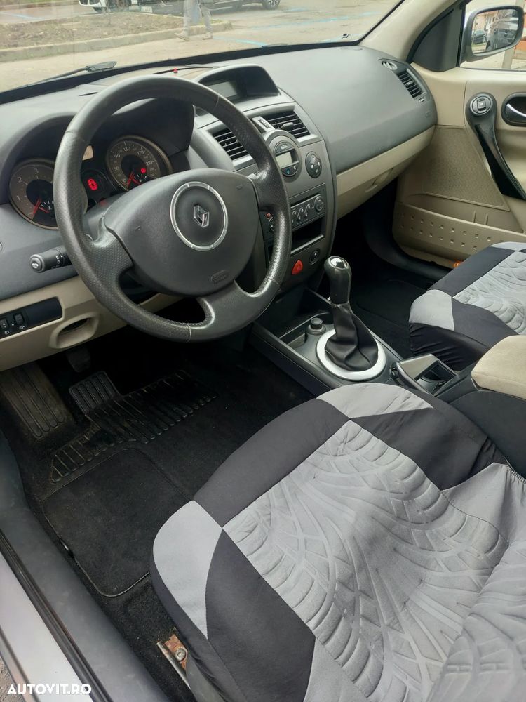Renault Megane II 1.5 dCi Authentique - 10