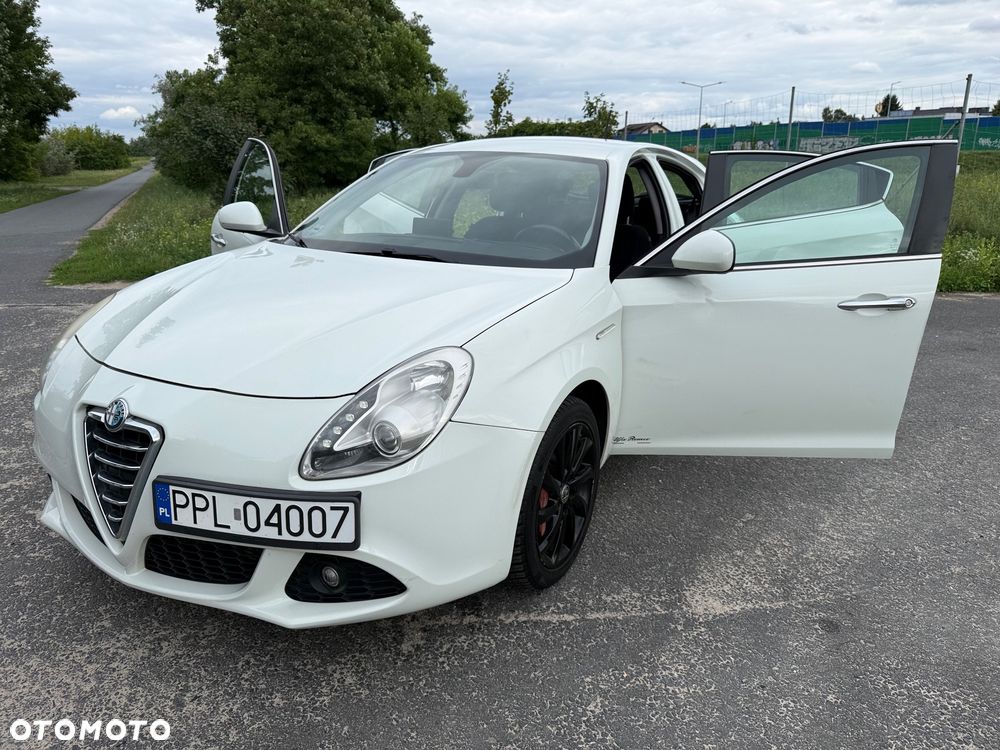 Alfa Romeo Giulietta 1.6 JTDM Distinctive - 9