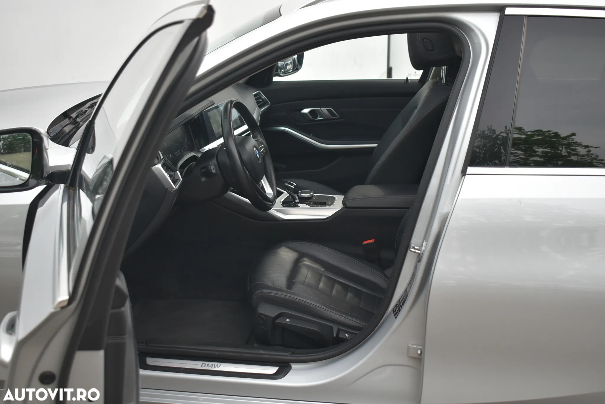 BMW Seria 3 320d xDrive AT MHEV - 11