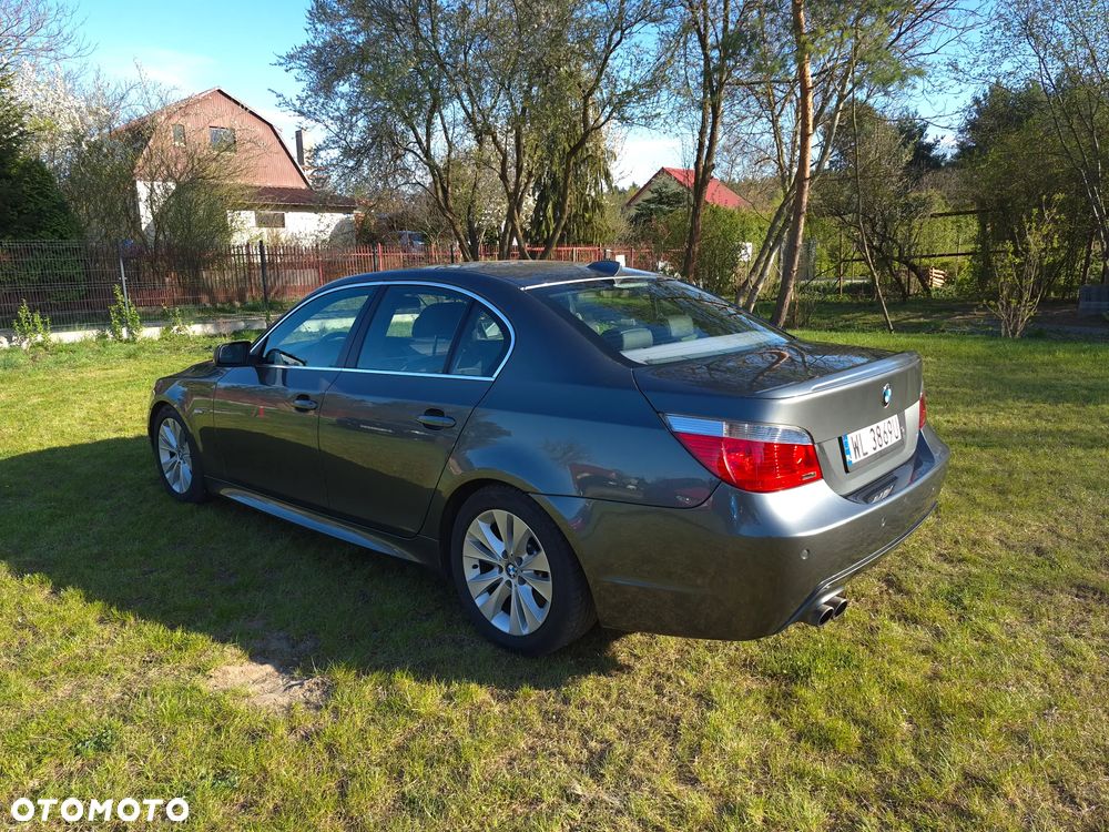 BMW Seria 5 540i - 4