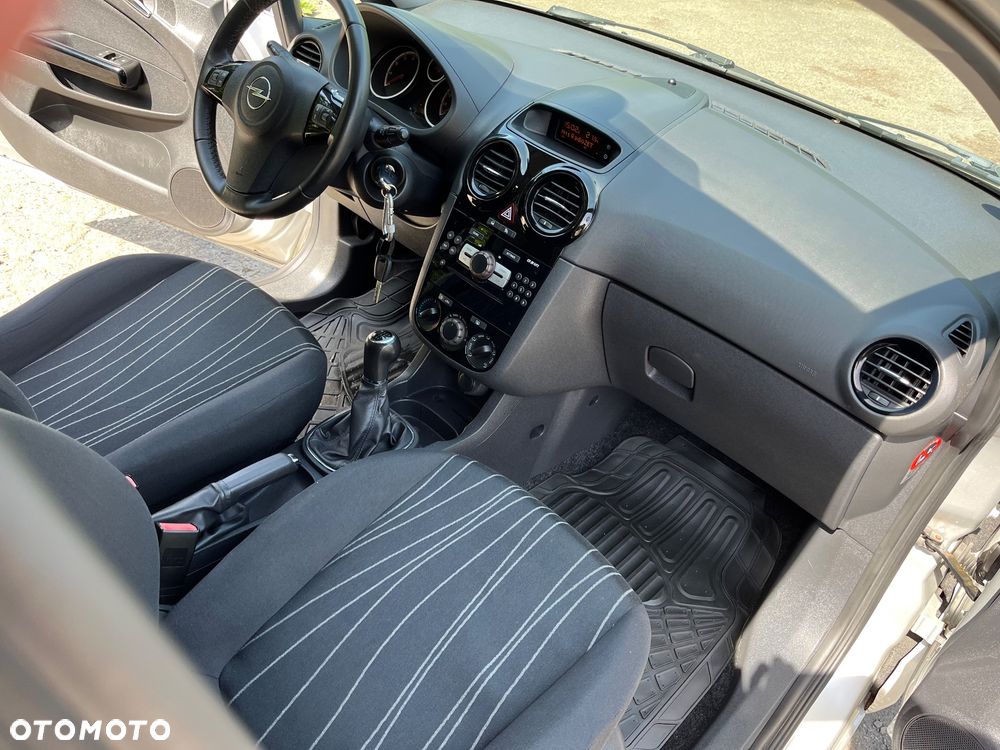 Opel Corsa - 9