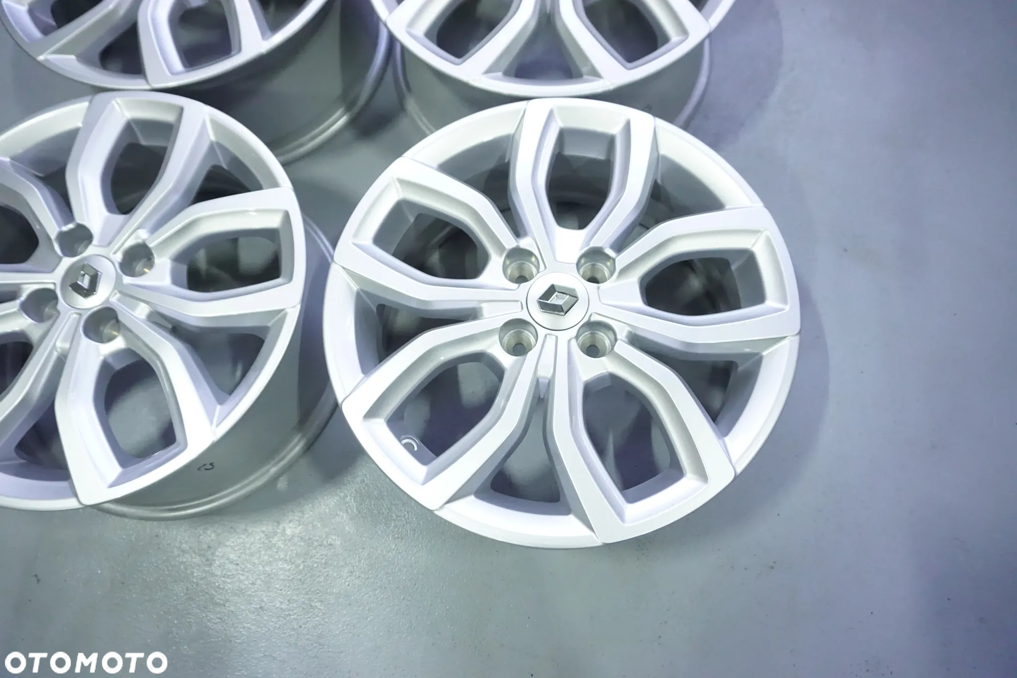 Felgi Aluminiowe 16 Renault Captur Zoe Clio Dacia Logan Dokker Sandero Jogger Stepway Lodgy Mitsubishi Colt 4x100 - 8