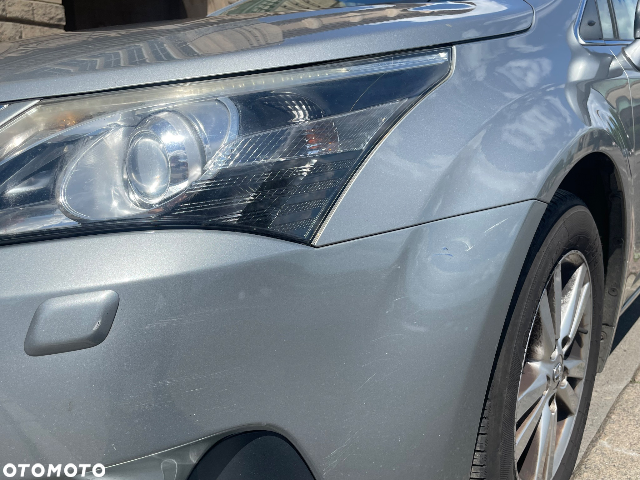 Toyota Avensis - 10