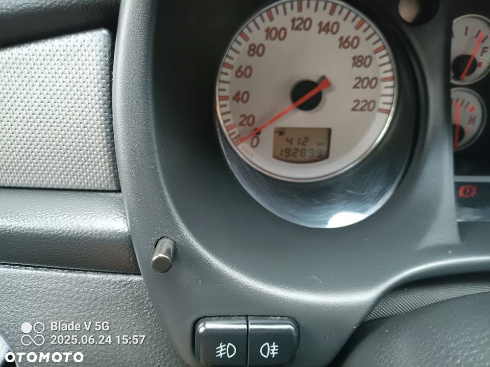 Mitsubishi Outlander 2.0 2WD Invite - 5