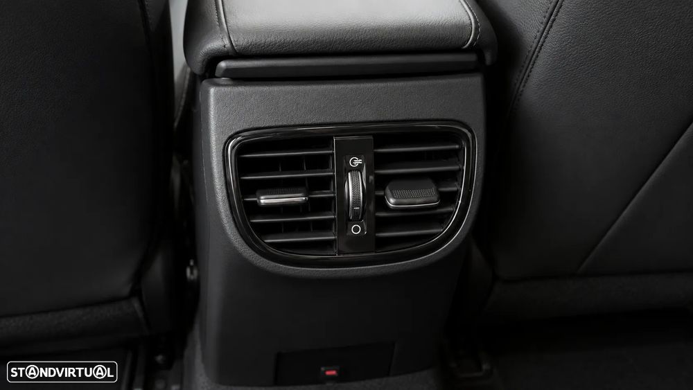 Kia XCeed 1.6 GDi PHEV Drive - 13