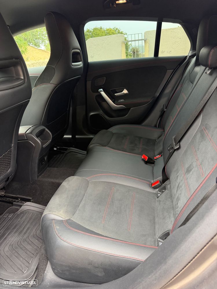 Mercedes-Benz CLA 250 e 8G-DCT AMG Line — fotografia 15