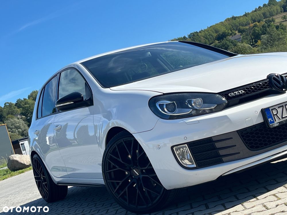 Volkswagen Golf - 12