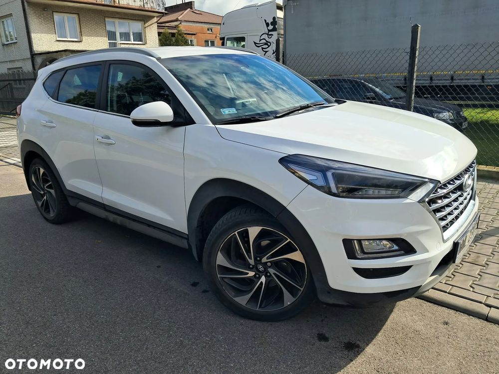 Hyundai Tucson - 2