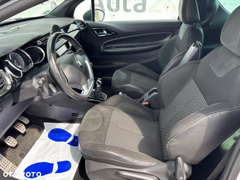 Citroën DS3 VTi 120 SoChic - 9
