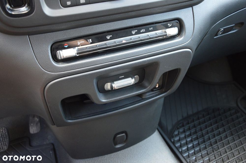 Mercedes-Benz Vito 116 CDI Tourer PRO Długi - 17