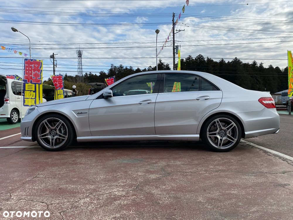 Mercedes-Benz Klasa E 63 AMG AMG Speedshift 7G-MCT - 7