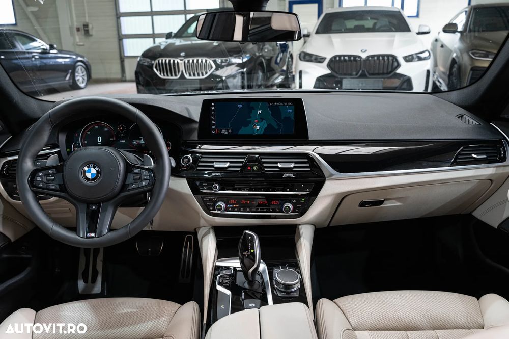 BMW Seria 5 540i Aut. M Sport Edition - 34