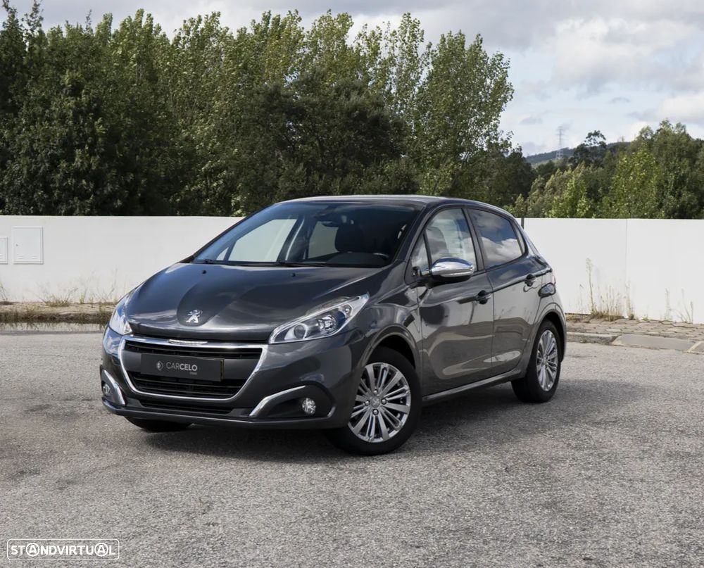 Peugeot 208 1.2 PureTech Style - 1