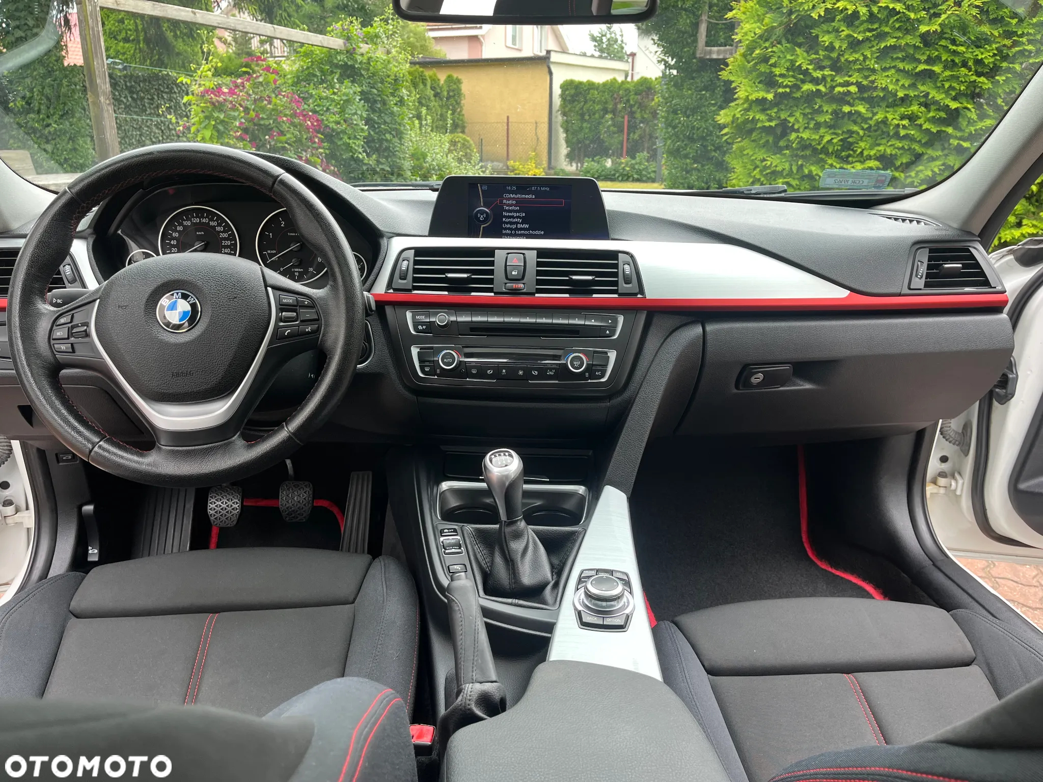 BMW Seria 3 318d Sport Line - 14