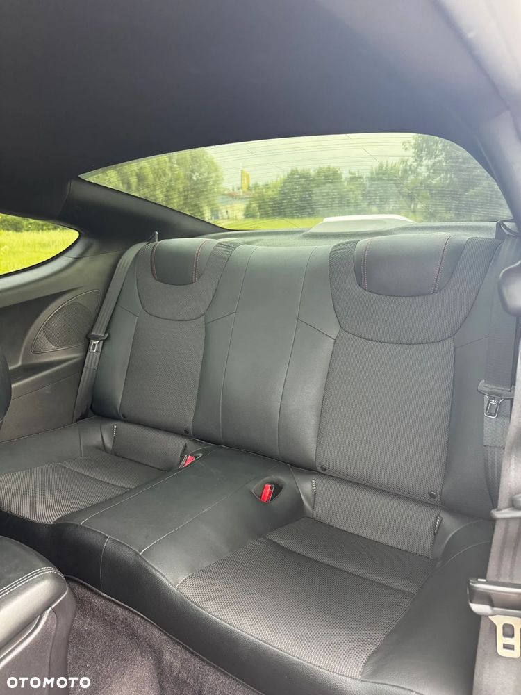 Hyundai Genesis Coupe 3.8 V6 - 21