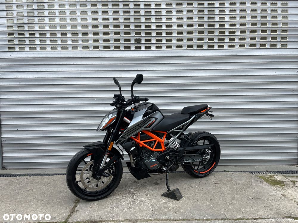 KTM Duke - 33