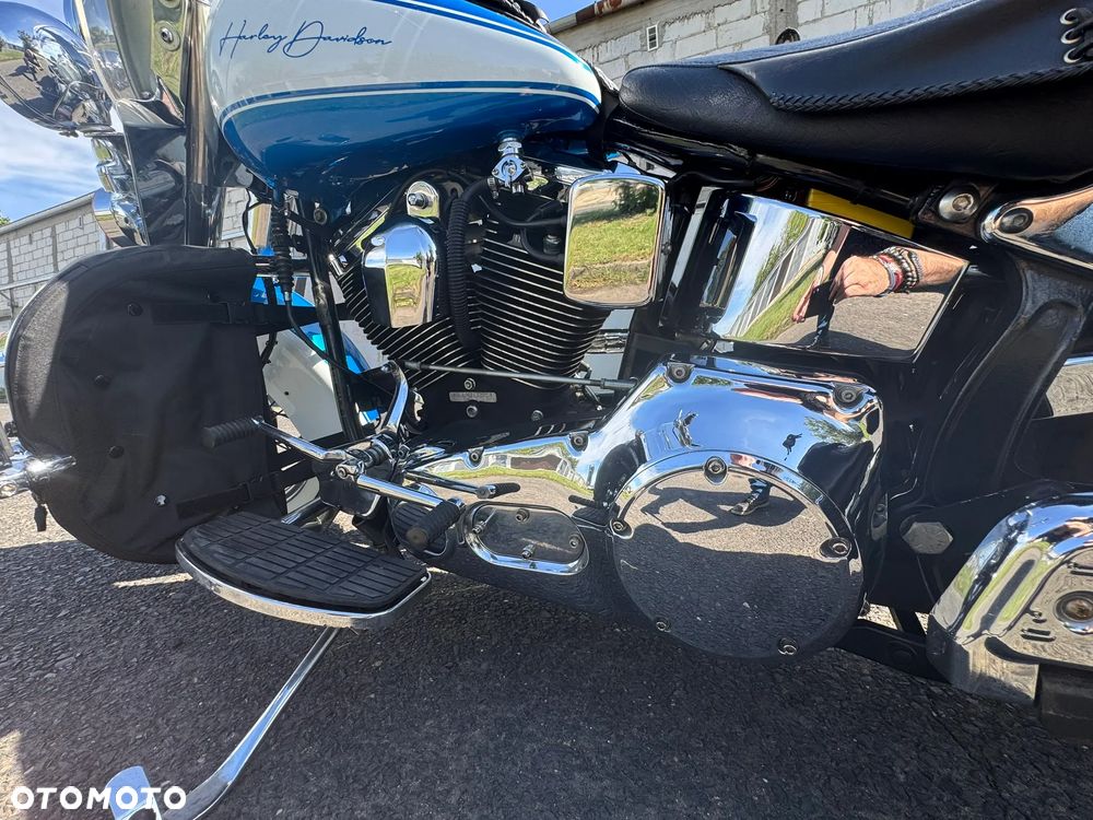 Harley-Davidson Softail Heritage Classic - 19