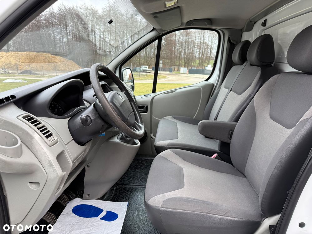 Renault Trafic - 14
