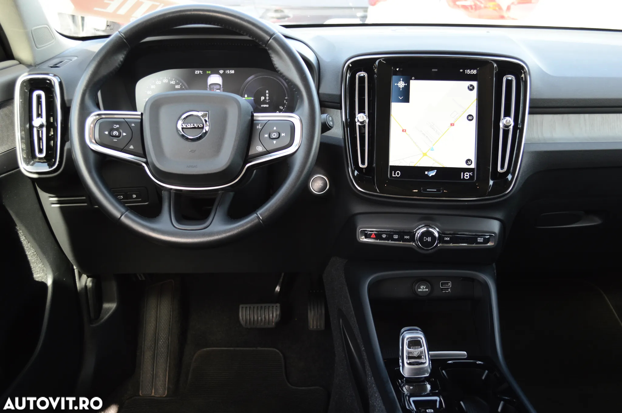 Volvo XC 40 Recharge T5 Twin Engine AT7 Inscription Expression - 21