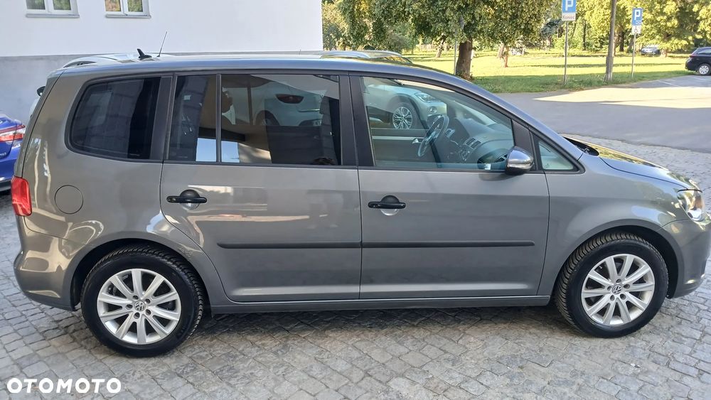 Volkswagen Touran 1.6 TDI DPF Trendline DSG - 3