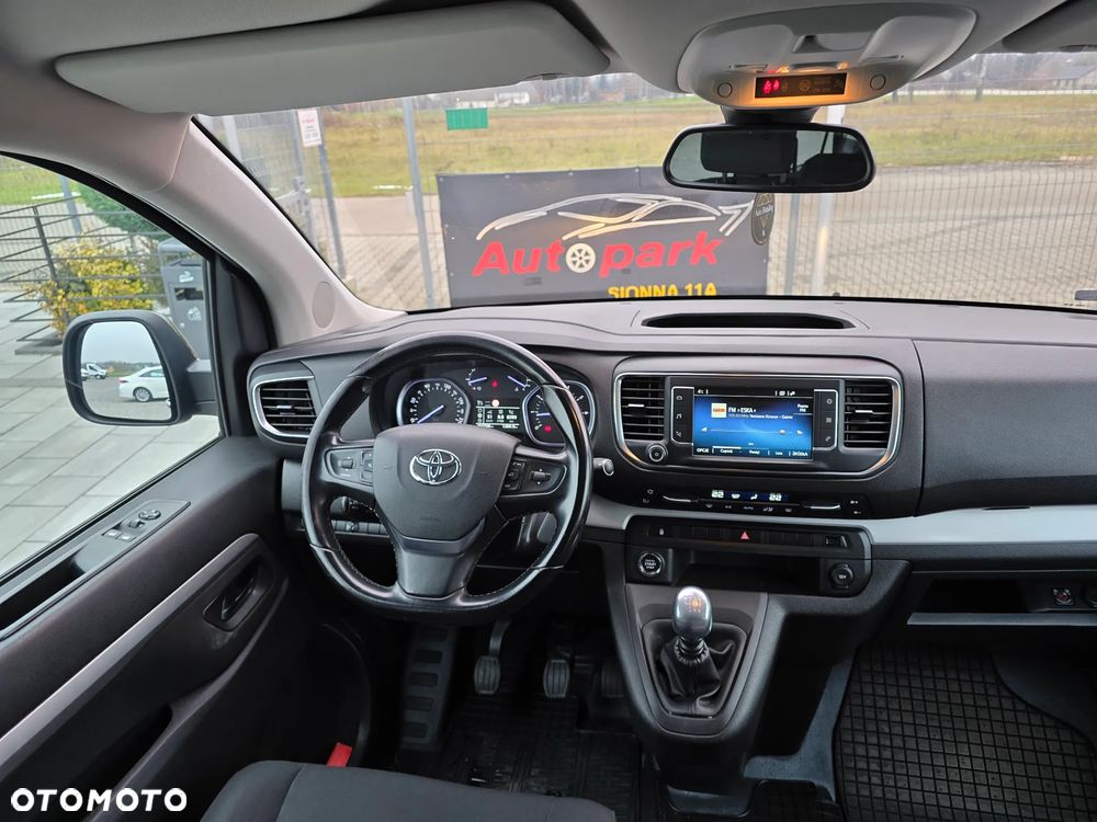 Toyota Proace Verso - 31