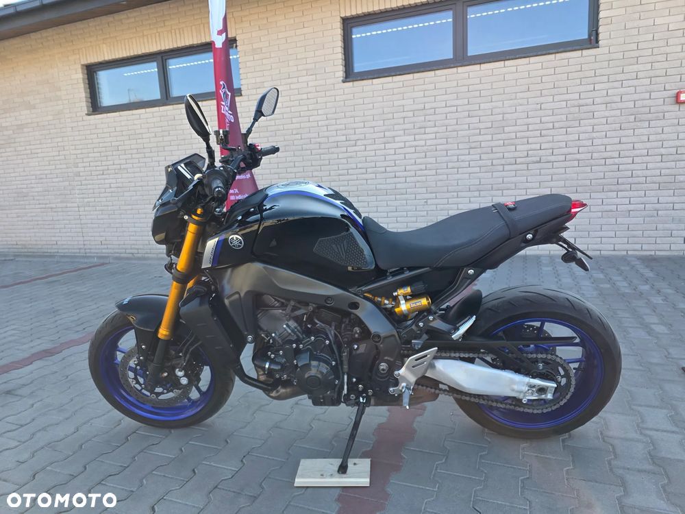 Yamaha MT - 19