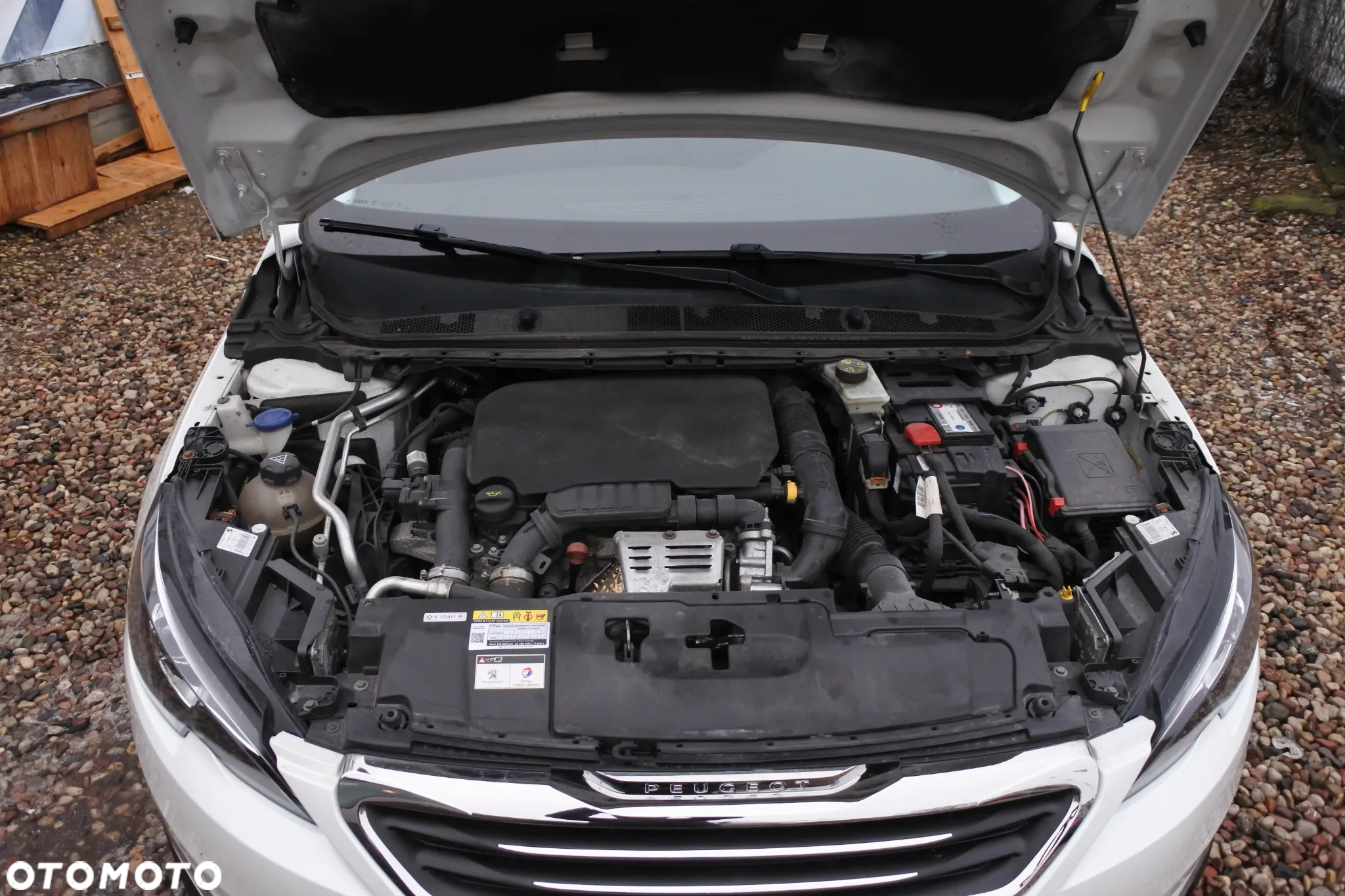 Peugeot 308 PureTech 130 EAT8 Allure - 33