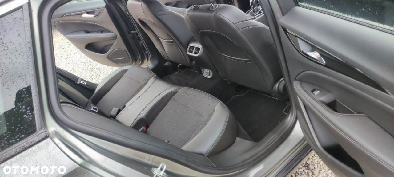 Opel Insignia - 23