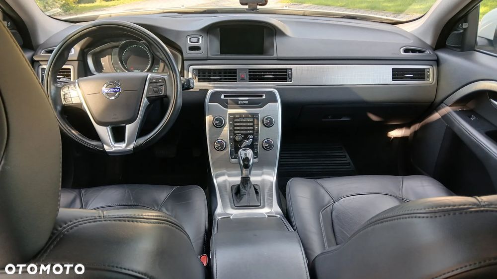 Volvo XC 70 D5 AWD Geartronic Summum - 19