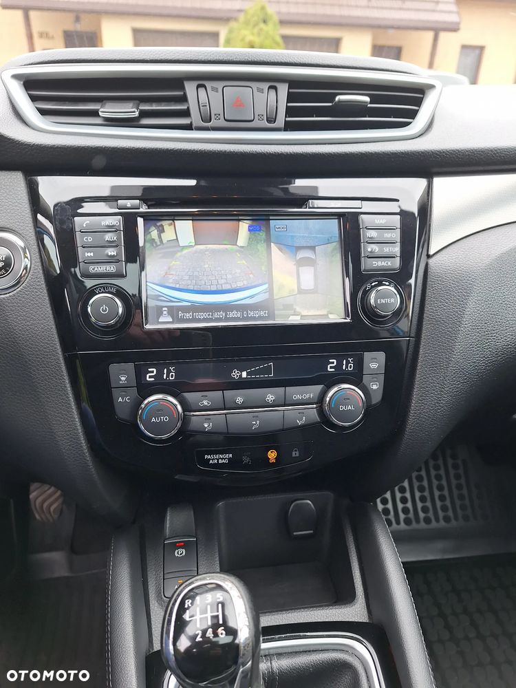 Nissan Qashqai 1.5 dCi N-Connecta EU6 - 8