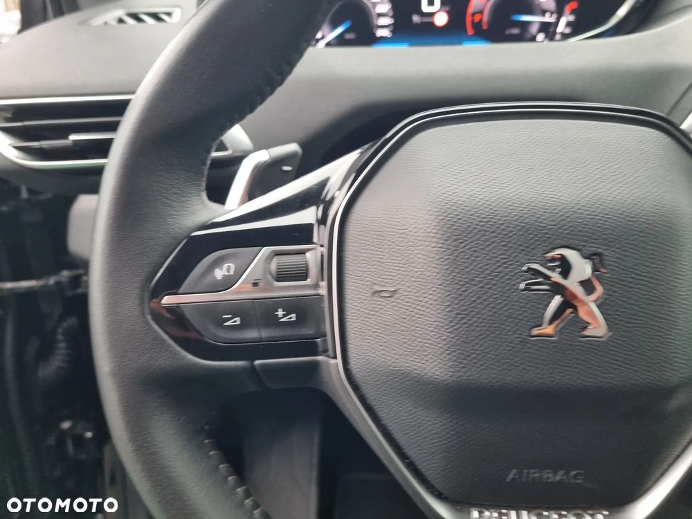 Peugeot 3008 1.2 PureTech Allure S&S EAT6 - 22