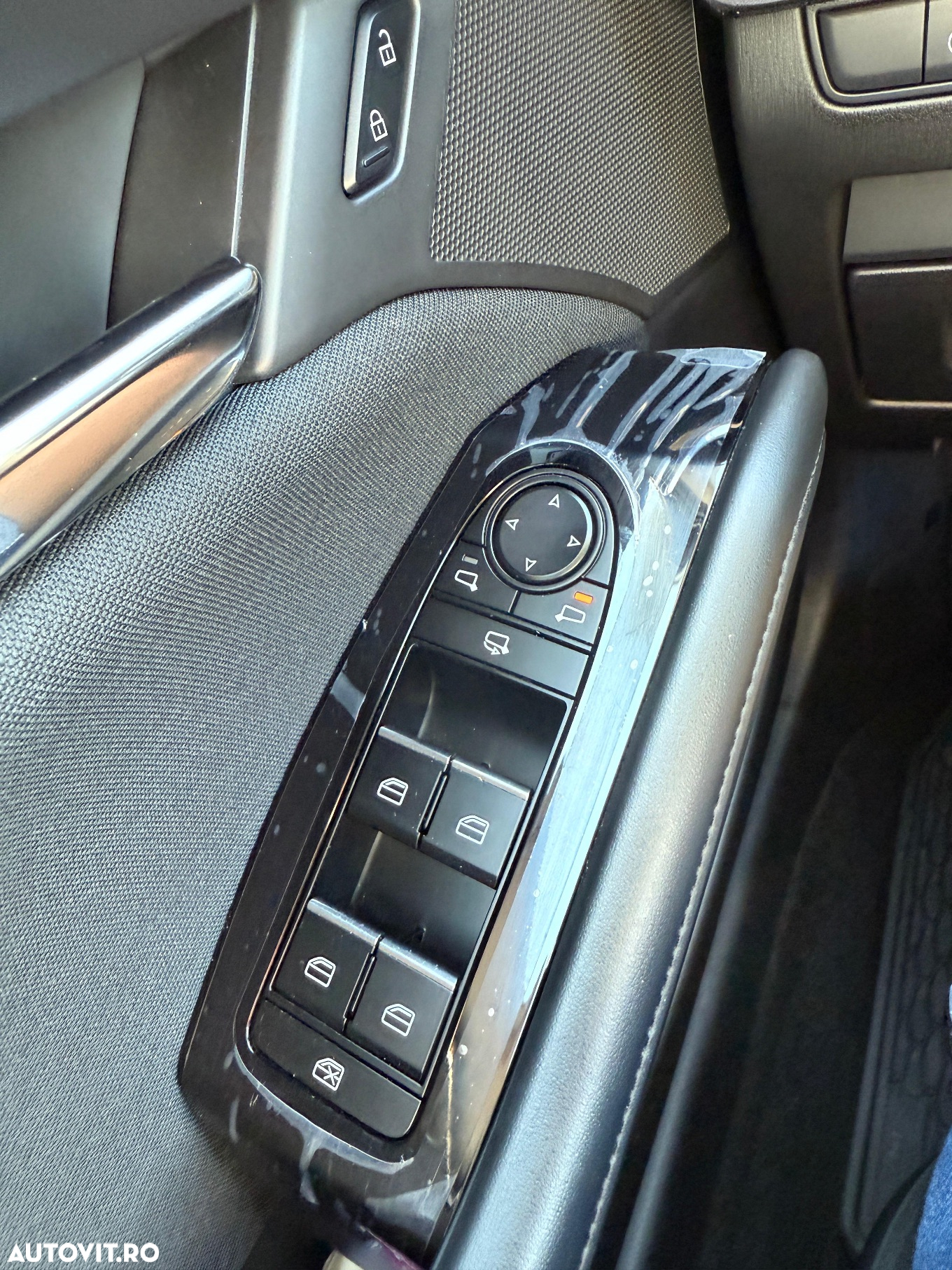 Mazda 3 e-Skyactiv G150 AT MHEV Exclusive-Line - 7