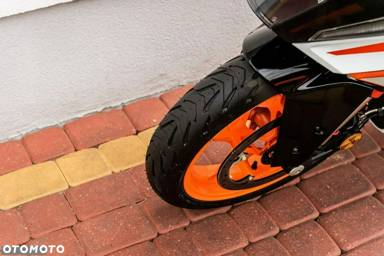 KTM RC 125 - 7