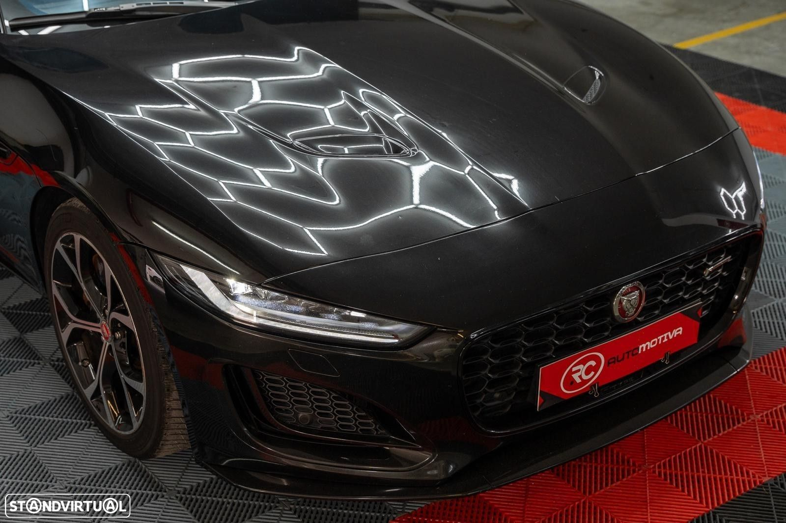 Jaguar F-Type 2.0 i4 R-Dynamic Black - 5