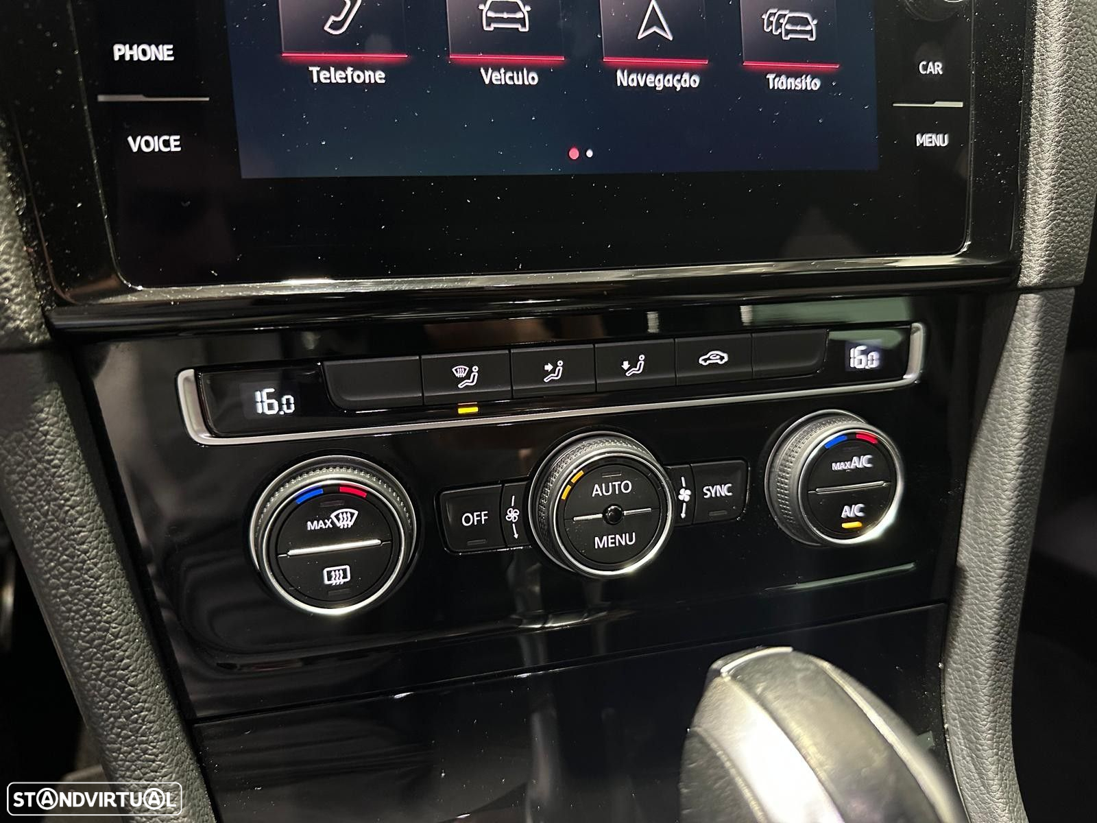 VW Golf 2.0 TSI GTI DSG - 33