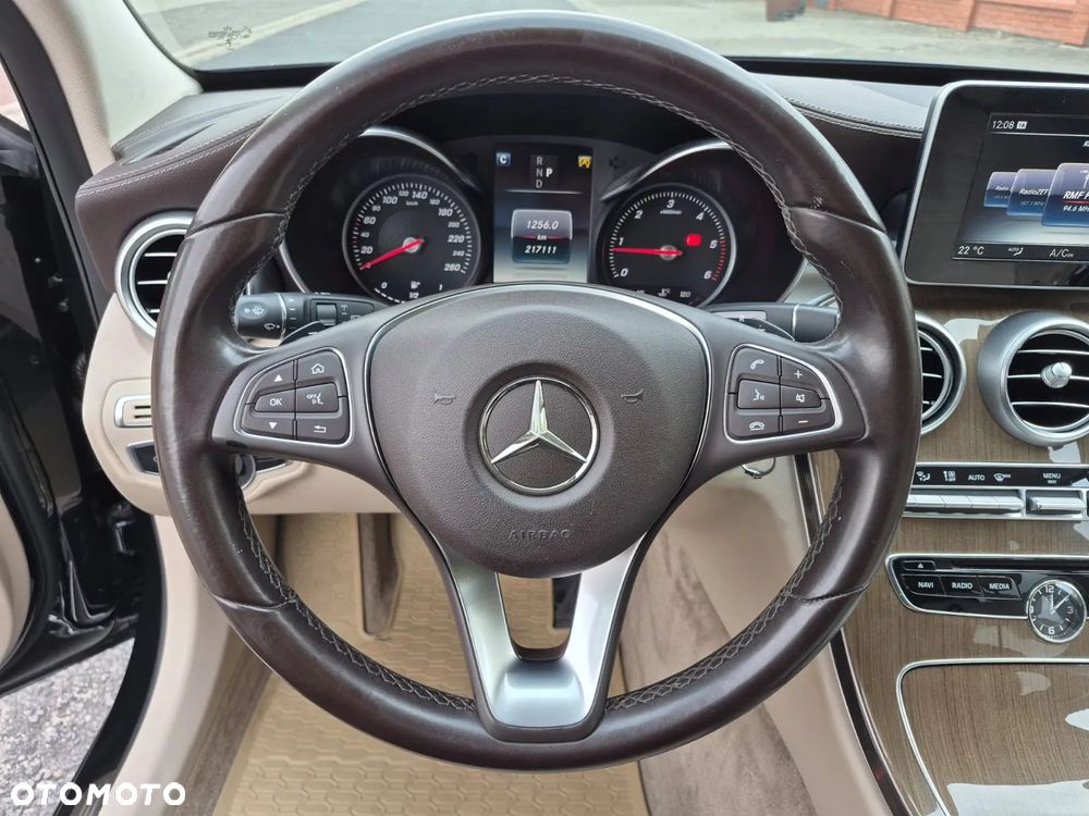Mercedes-Benz Klasa C 220 d 4-Matic 9G-TRONIC - 27