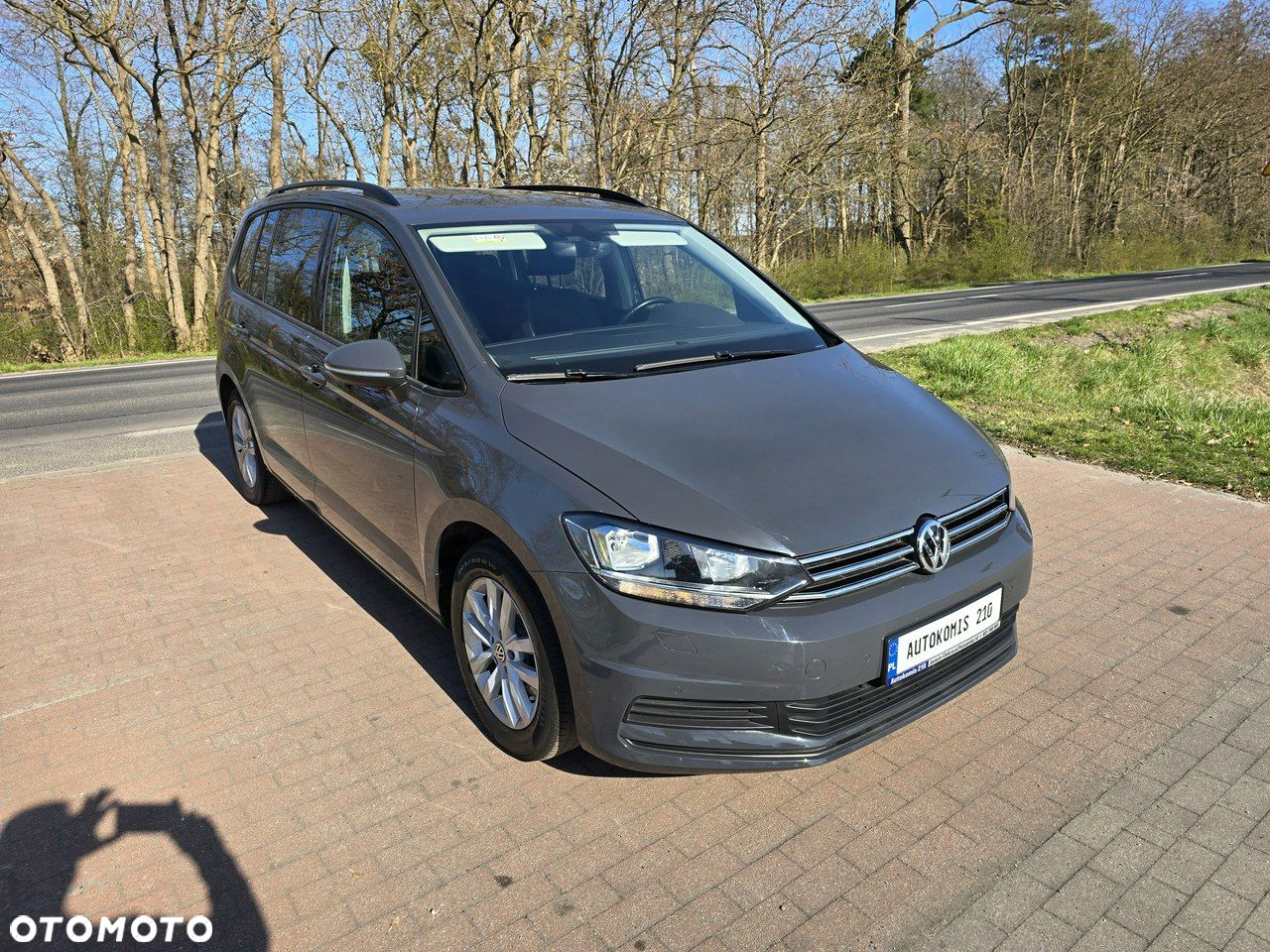 Volkswagen Touran - 13