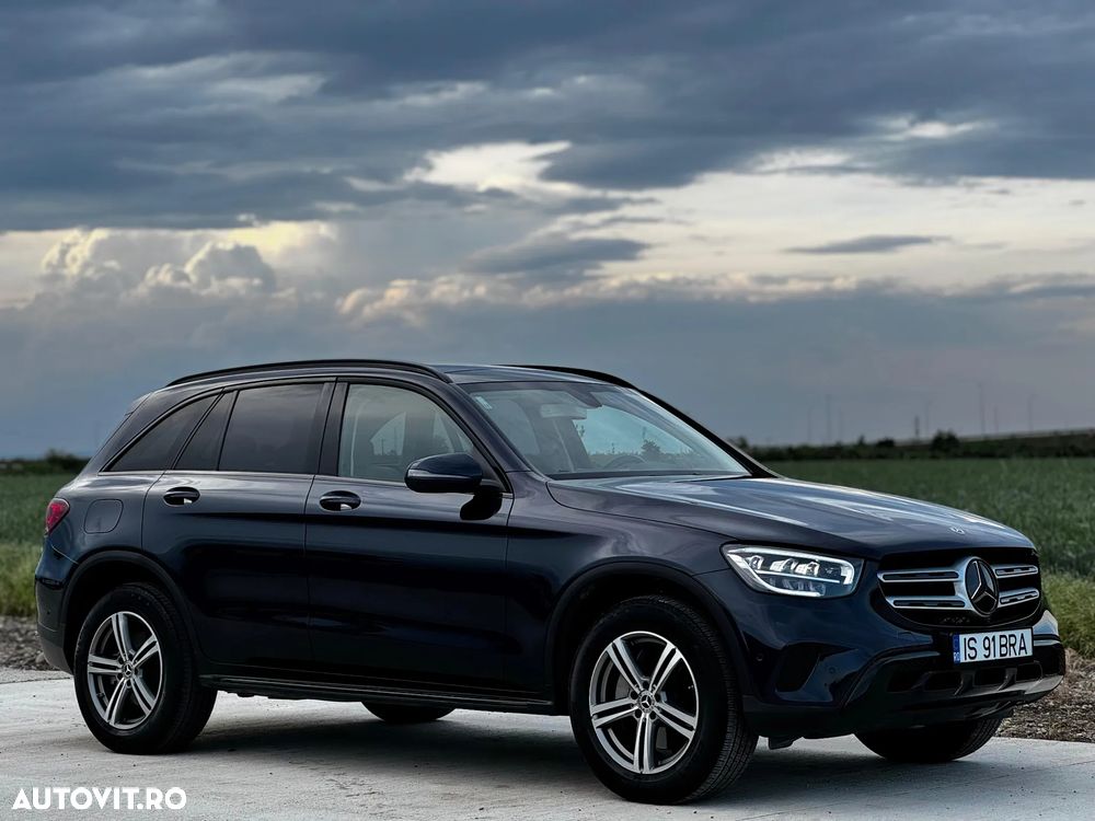 Mercedes-Benz GLC 300 4MATIC - 8