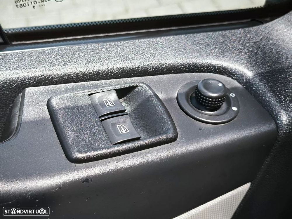 Renault Trafic 1.6 Dci 120 IVA DedutÍvel - 23