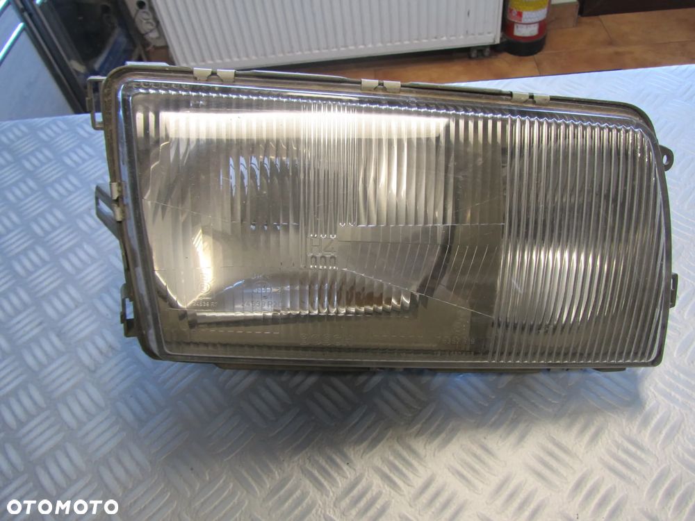 lampa 1268209061 - 1