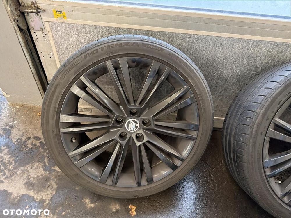 Skoda Superb 2.0 TDI SCR L&K DSG - 6